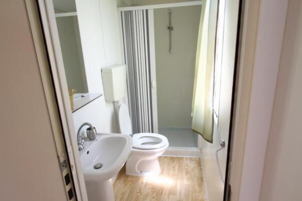 Apartments Pipi Pakostane Ngoại thất bức ảnh