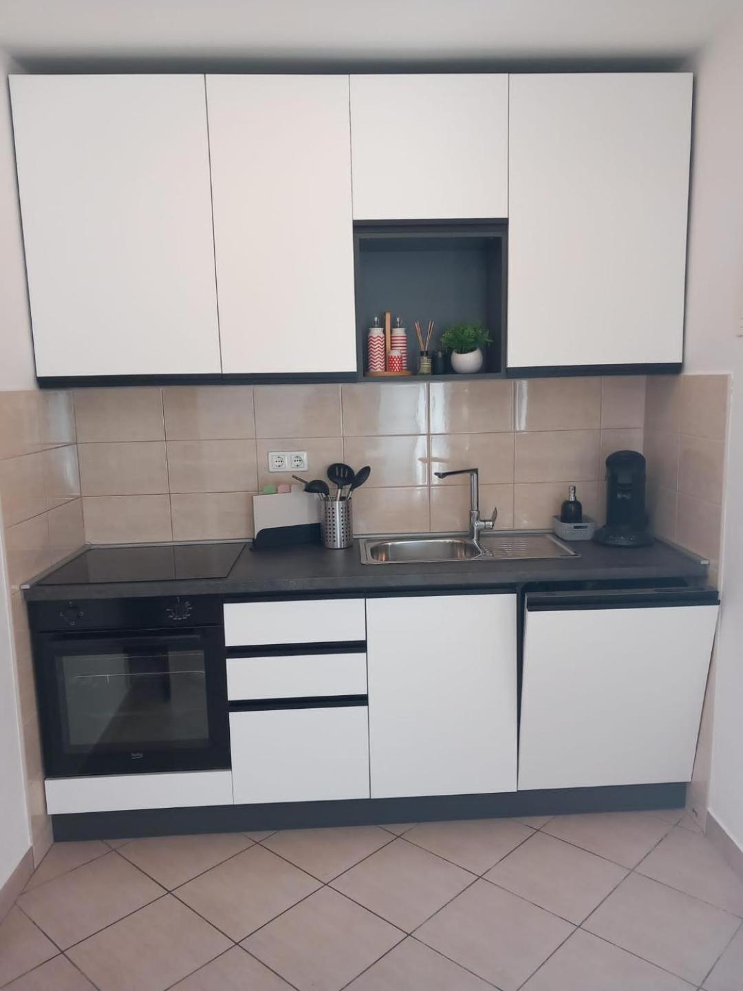 Apartments Pipi Pakostane Ngoại thất bức ảnh