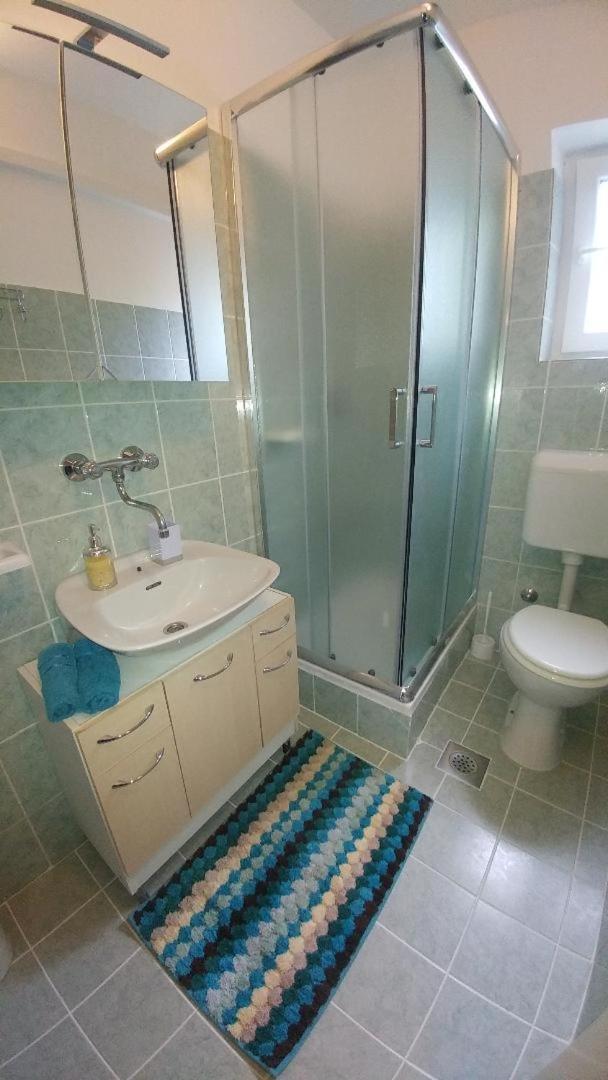 Apartments Pipi Pakostane Ngoại thất bức ảnh
