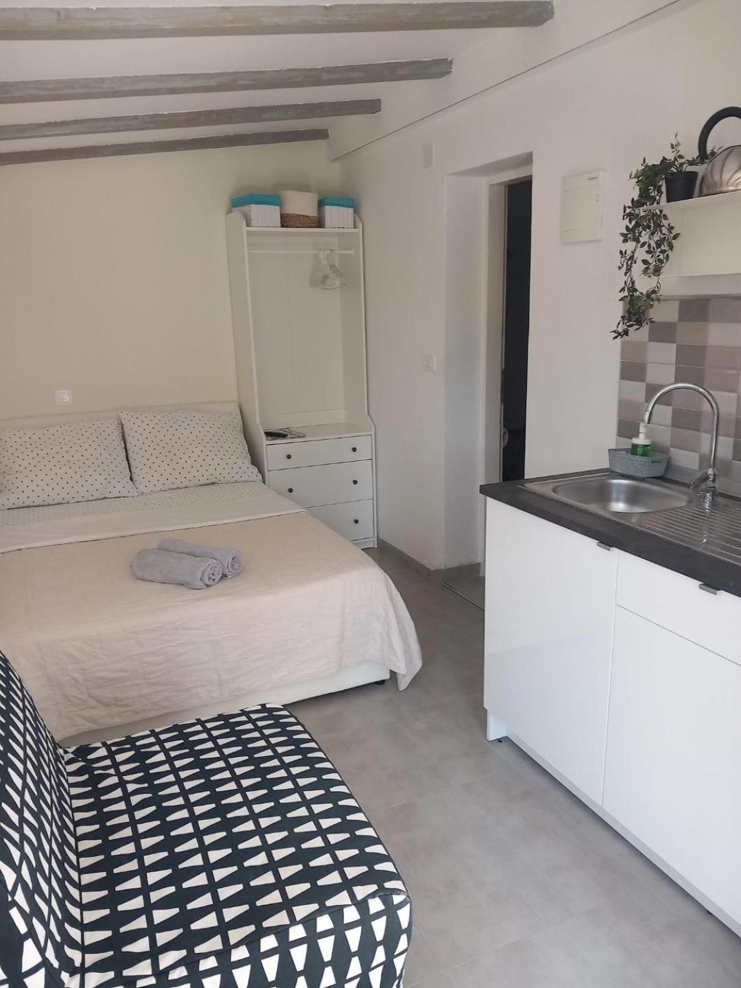 Apartments Pipi Pakostane Ngoại thất bức ảnh
